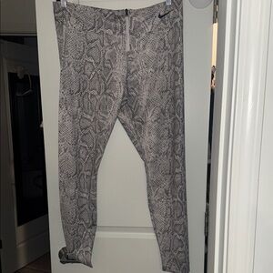 Nike Snake Print leggings